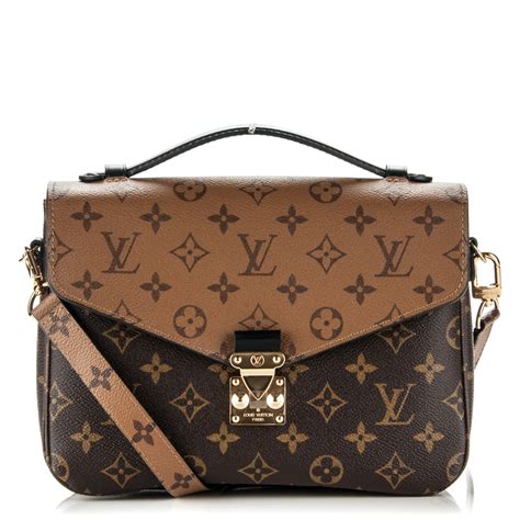 Louis Vuitton reverse pochette metis